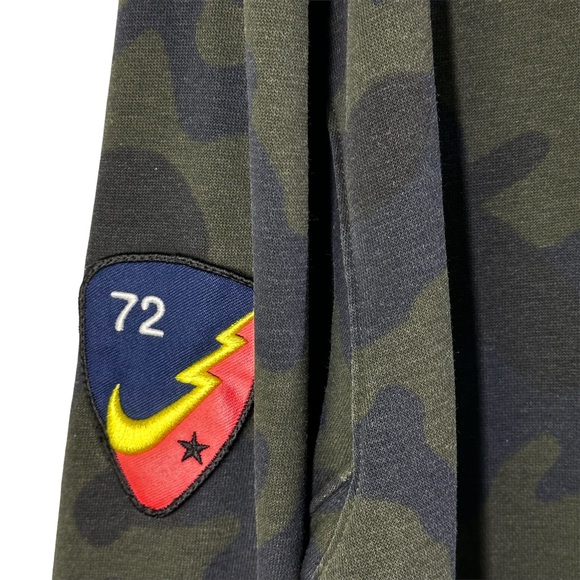 Nike Camo Mens Crewneck Sweatshirt size Small - Picture 5 of 9